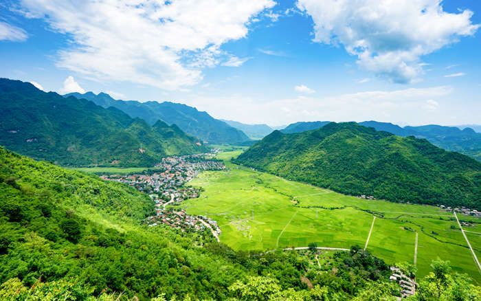 Mai Chau is een vallei in een indrukwekkend mooi berggebied in het noorden van Vietnam